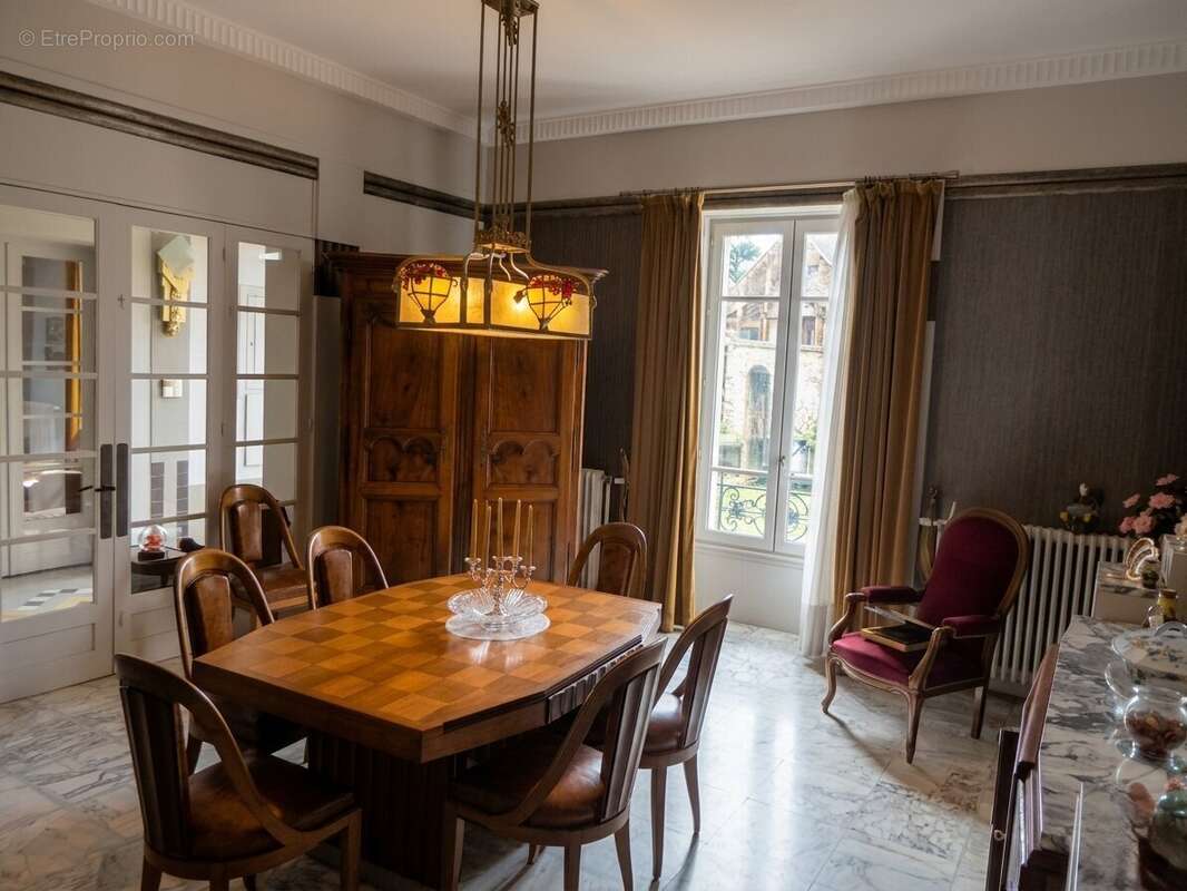 Maison à TREPT