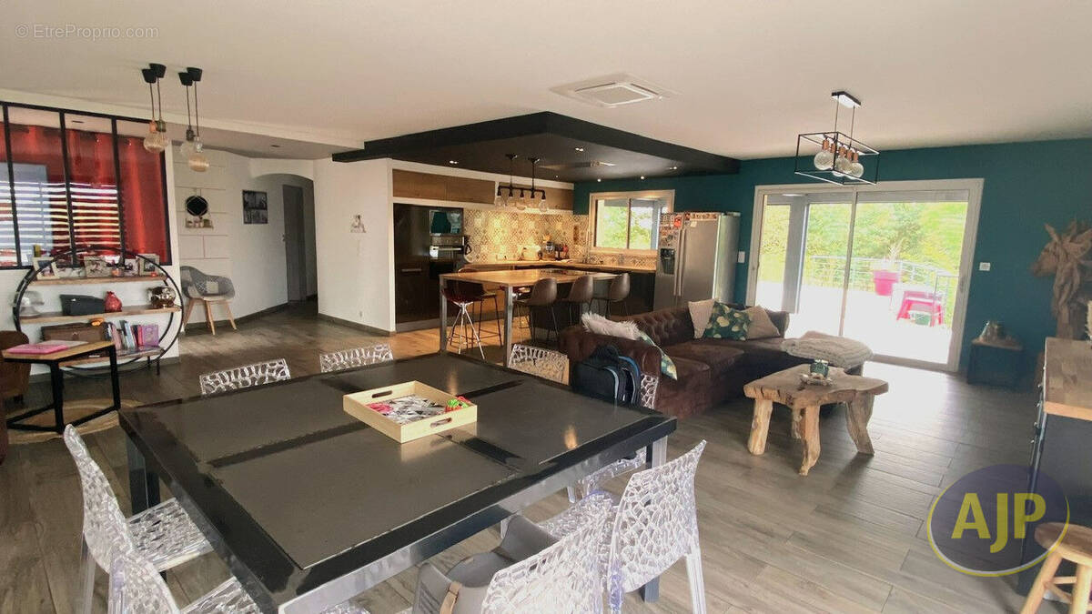 Maison à SAINT-GEORGES-SUR-LOIRE