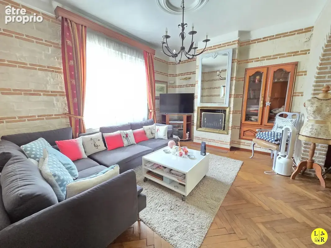 Maison 6 pièces 142 m² à vendre à Arras (62000) - photo 2