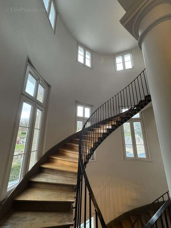 Appartement à VAILLY-SUR-AISNE