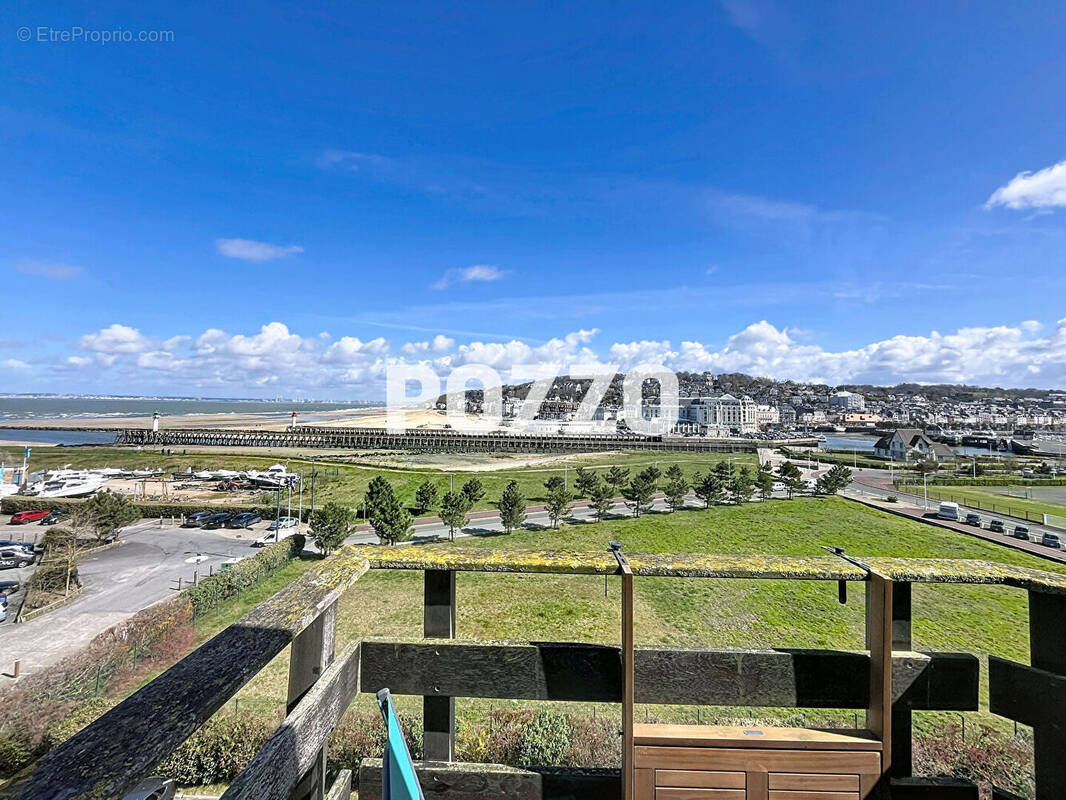 Appartement à DEAUVILLE