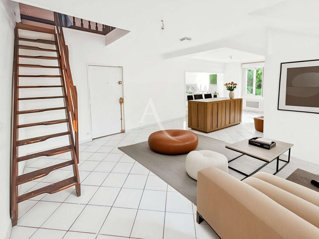 Appartement à SAINT-CHERON