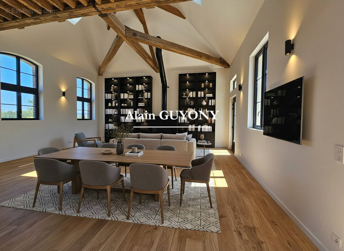 Maison à PONT-L'EVEQUE
