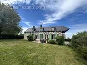 Maison à SAINT-PIERRE-DES-FLEURS