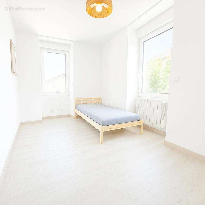 Maison à COGNIN-LES-GORGES