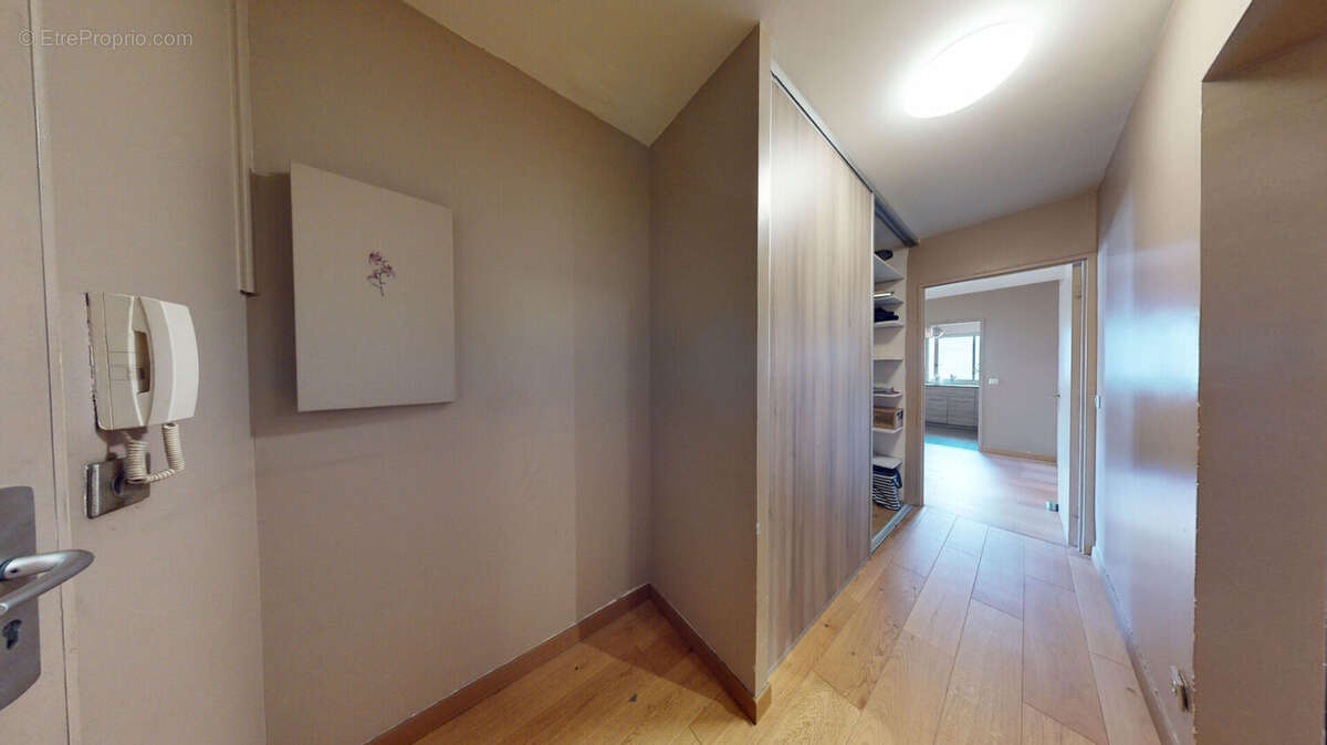 Appartement à PARIS-19E