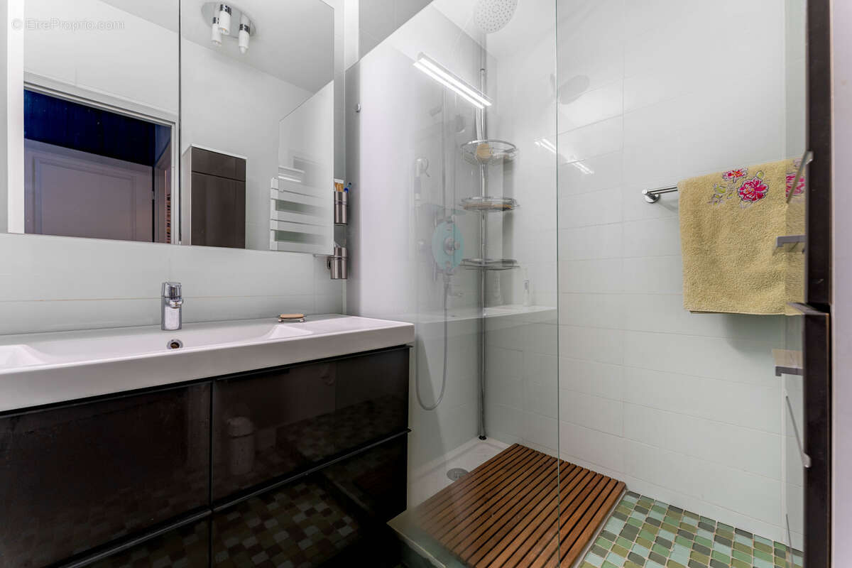 Appartement à TASSIN-LA-DEMI-LUNE