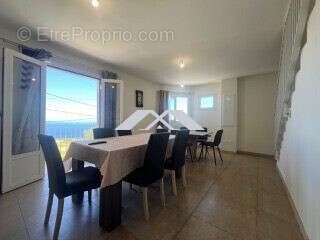 Maison à PETITE-ILE