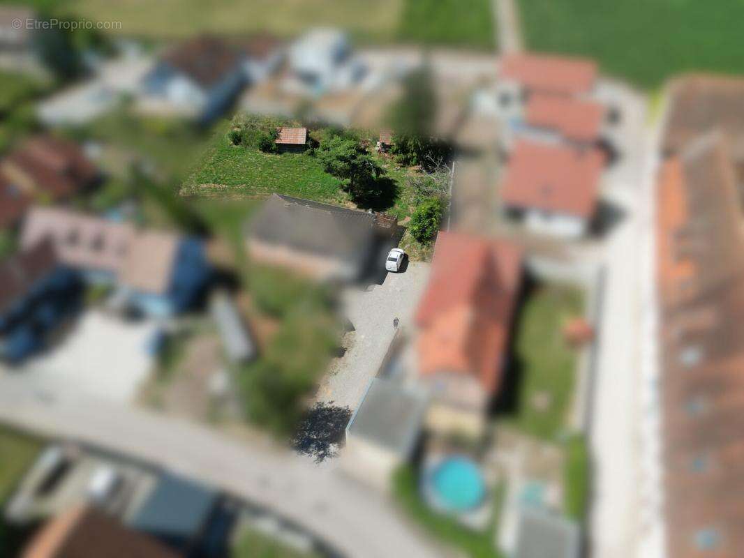 Terrain à SOULTZ-LES-BAINS