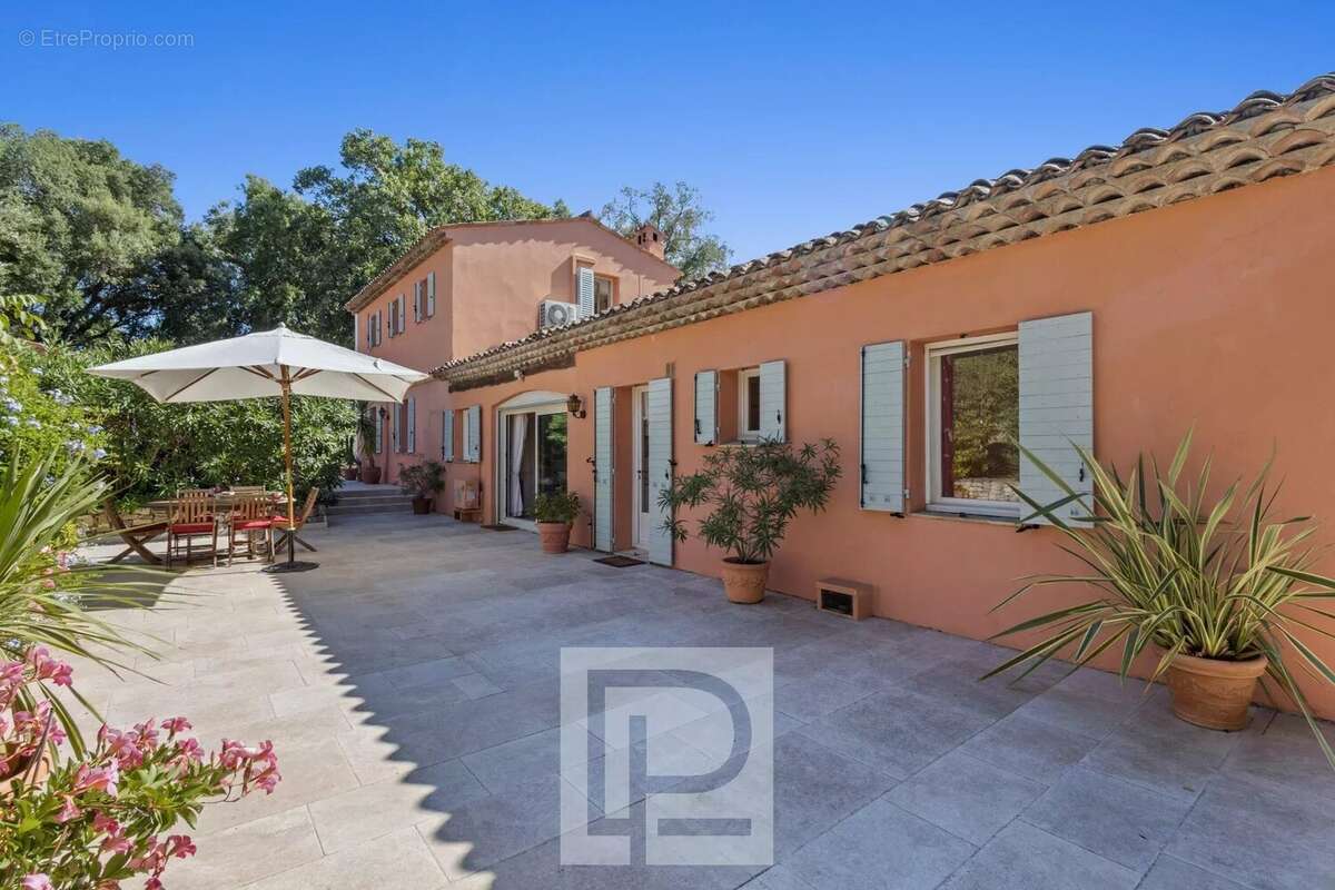 Superbe propriété de charme au calme absolu avec tennis – Aux portes de Mougins - photo 17