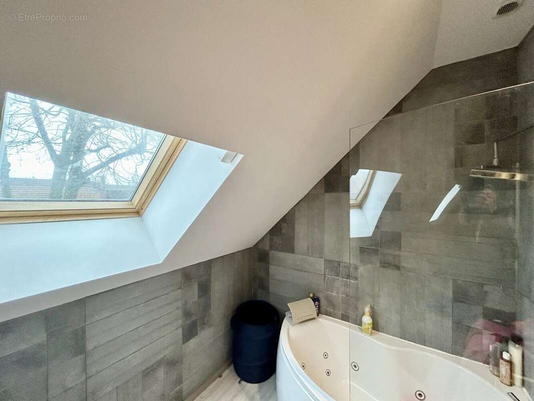 Appartement à AVESNES-LE-SEC