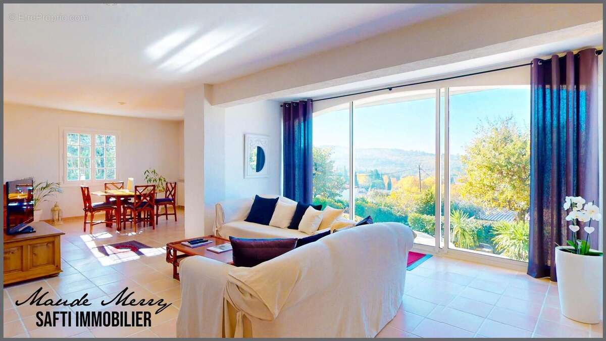 Photo 4 - Maison à ROCBARON