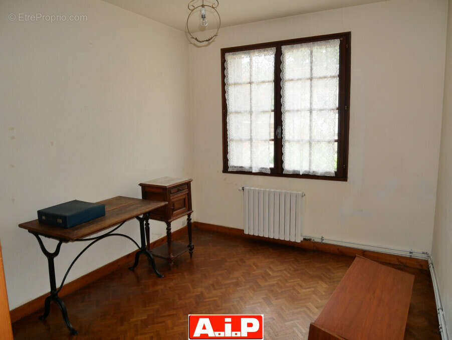 Maison à MONCOUTANT