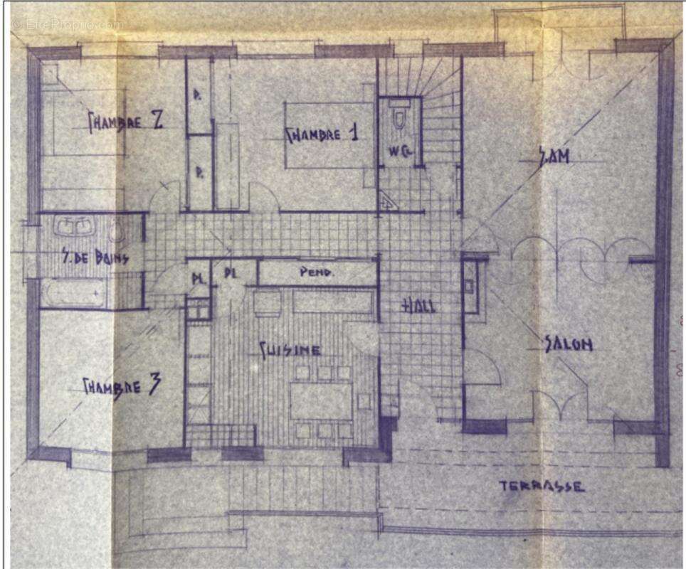 Maison à LE COTEAU
