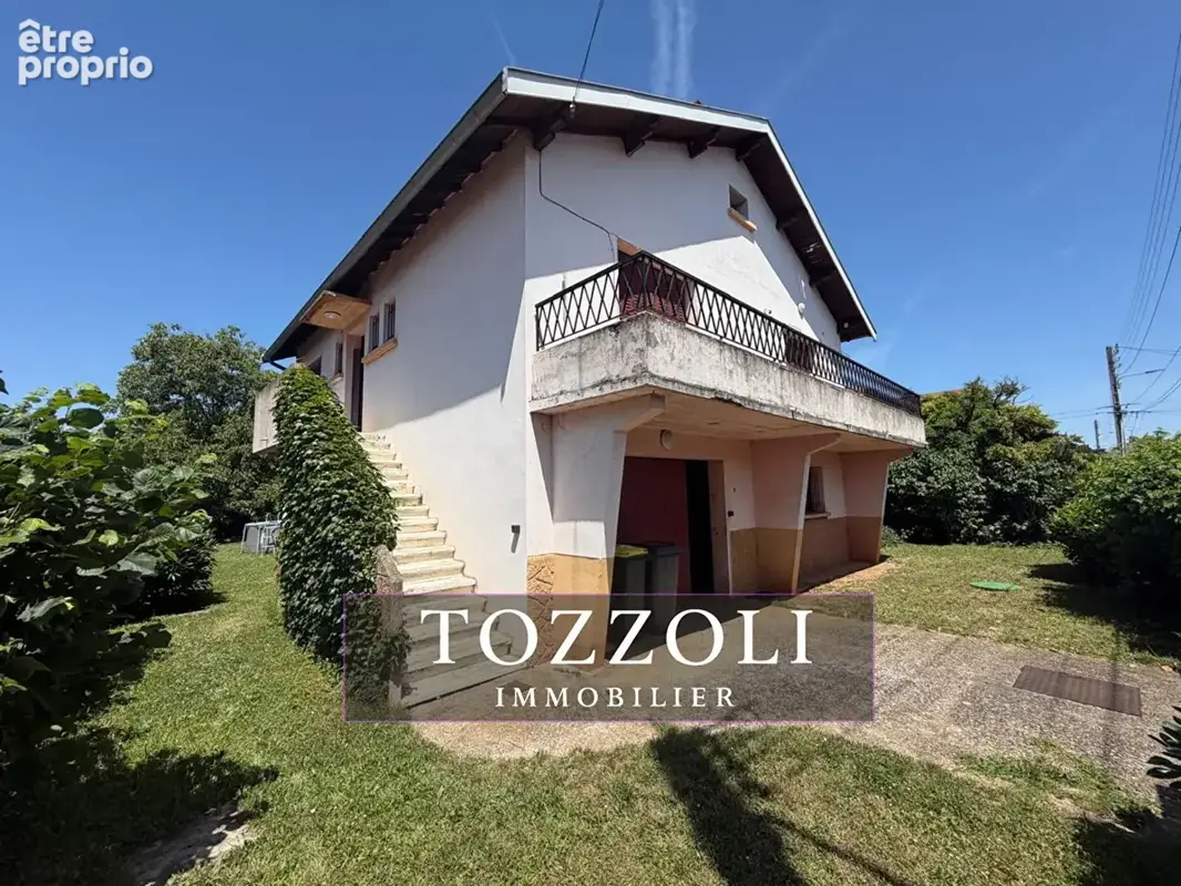 Photo Maison à Decines-Charpieu au prix de 300 000€