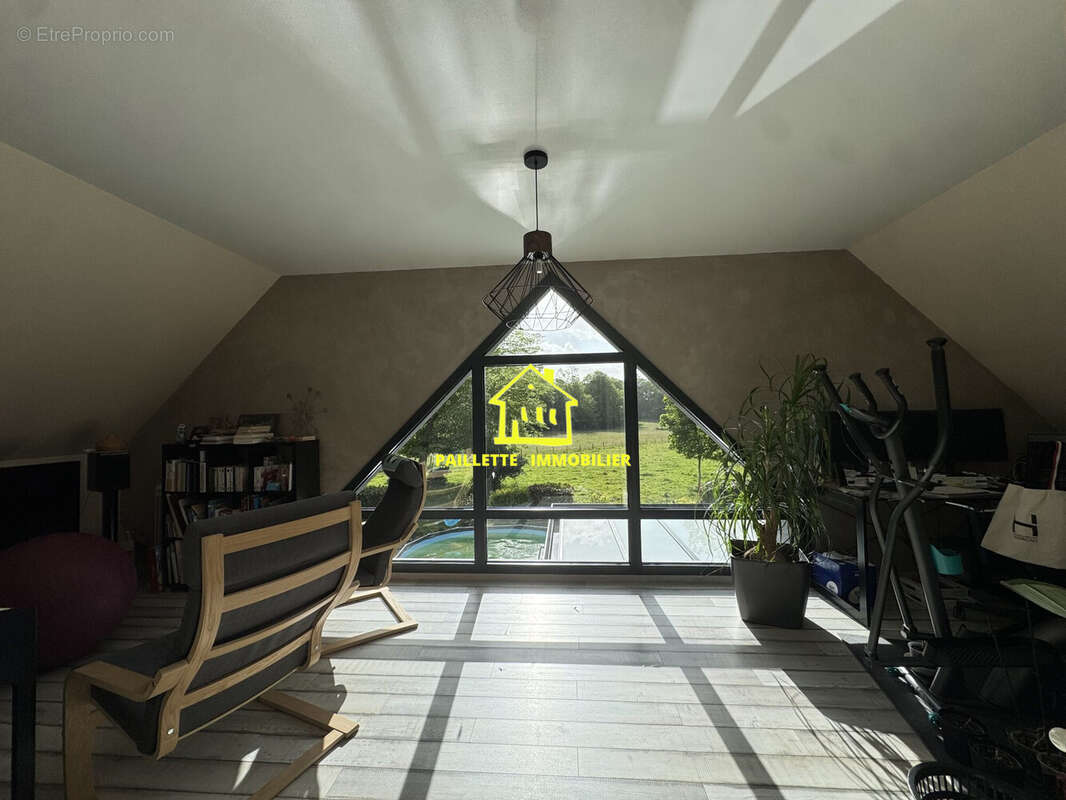 Maison 153 m² à Saint-Romain-De-Colbosc  - photo 5