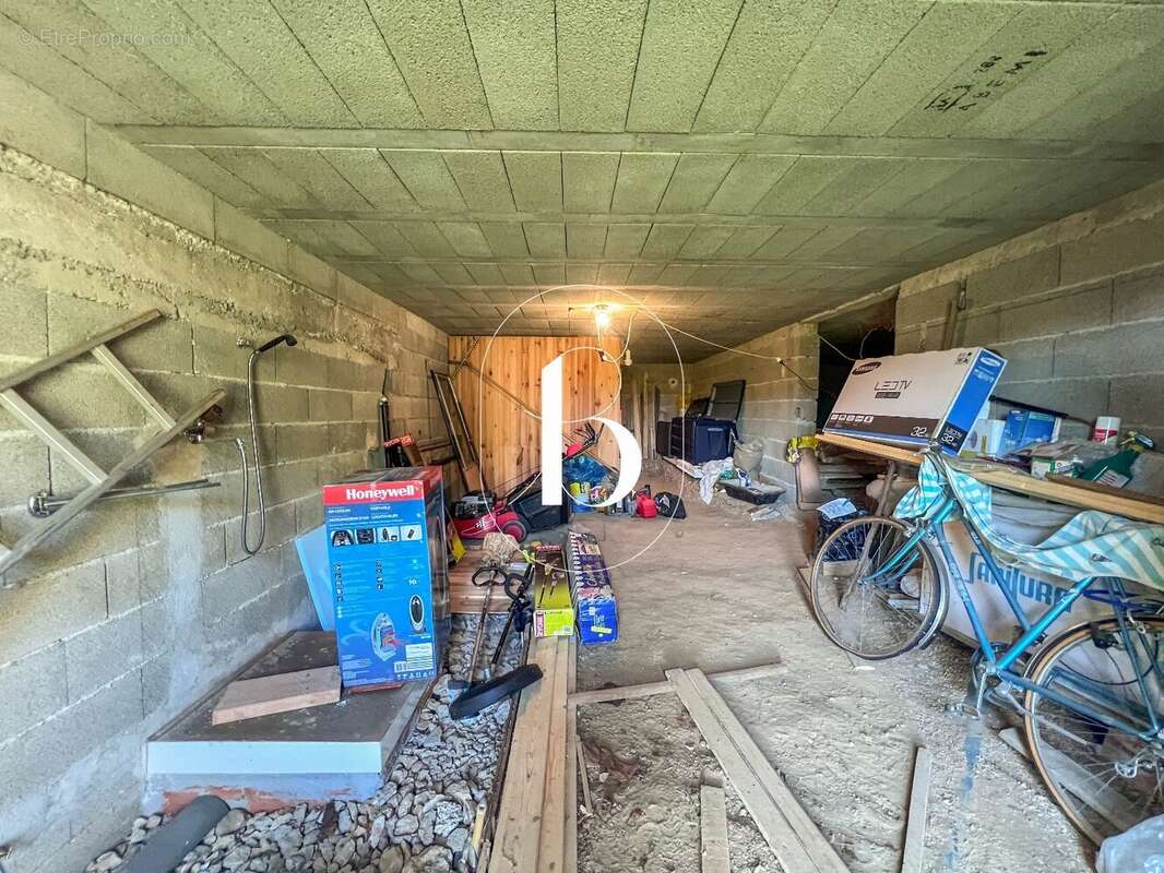 Maison à GOUDARGUES