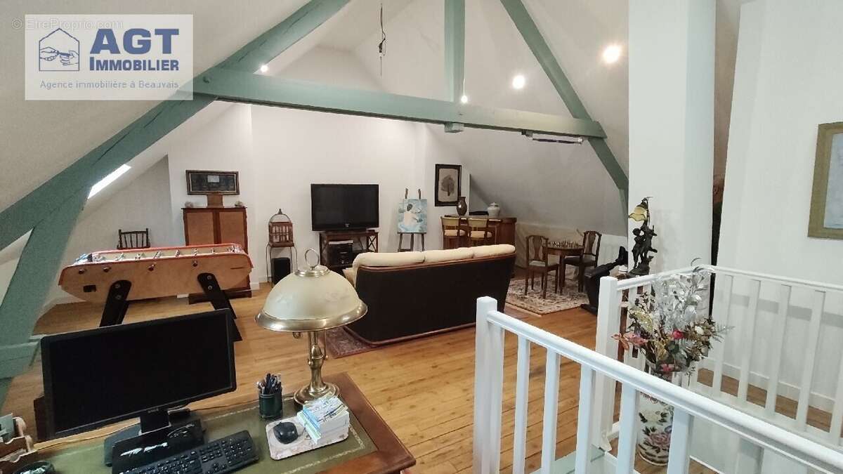 Maison à BEAUVAIS
