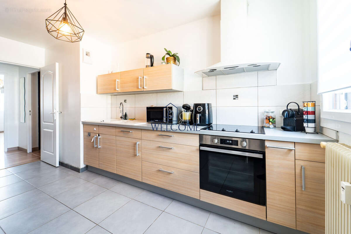 Appartement à BOURG-LES-VALENCE