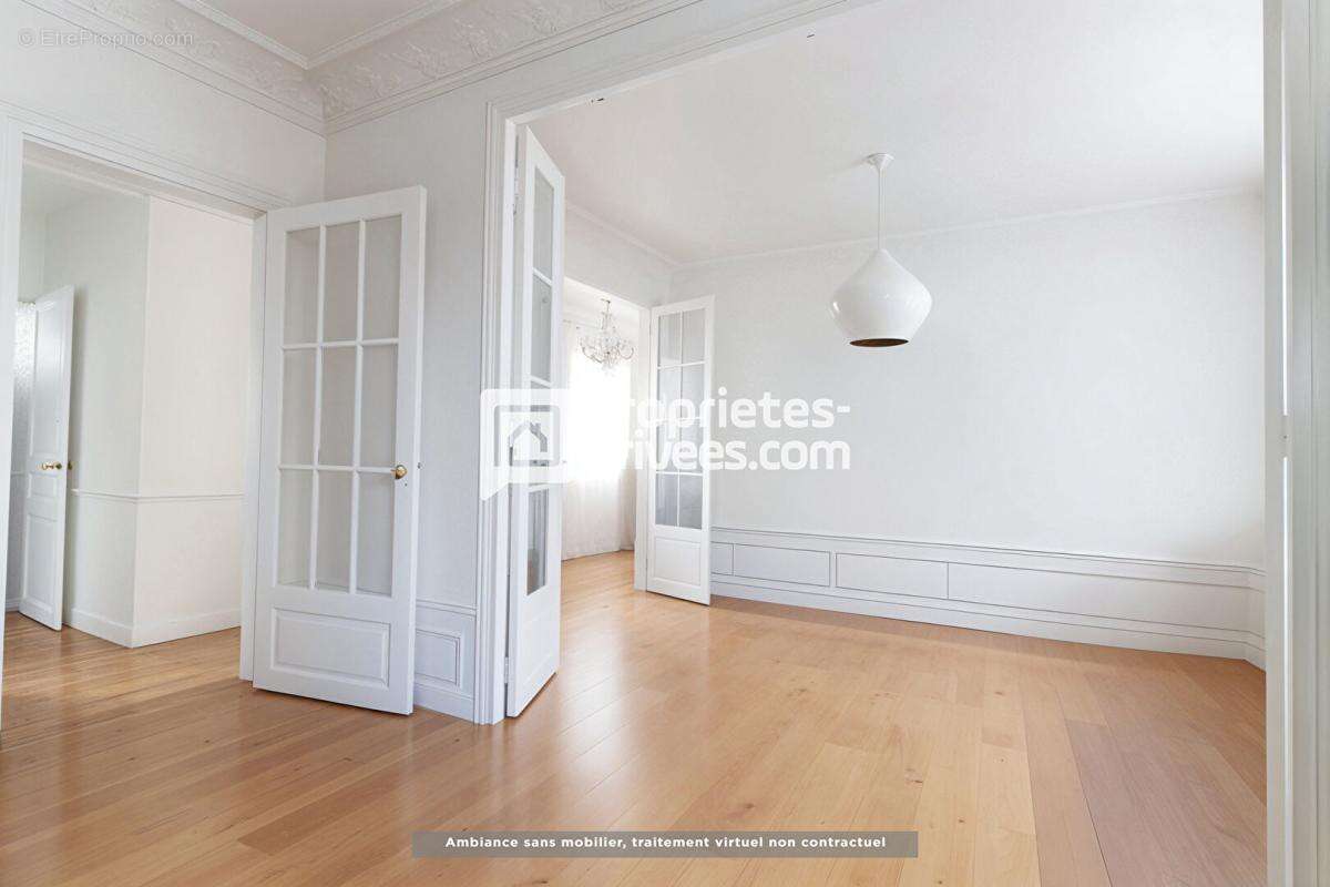Appartement à PARIS-20E