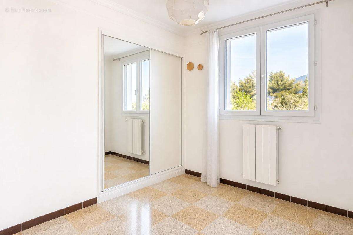 Appartement lumineux de 75 m² à Toulon - photo 6