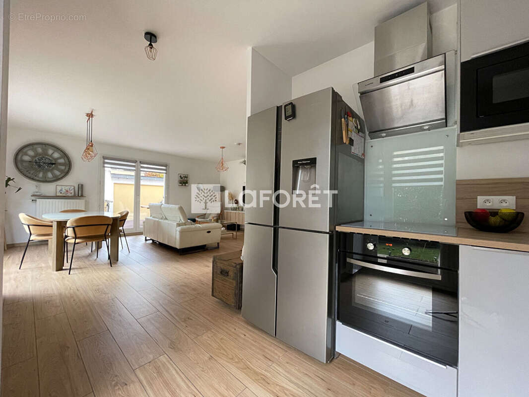 Maison à VILLECRESNES