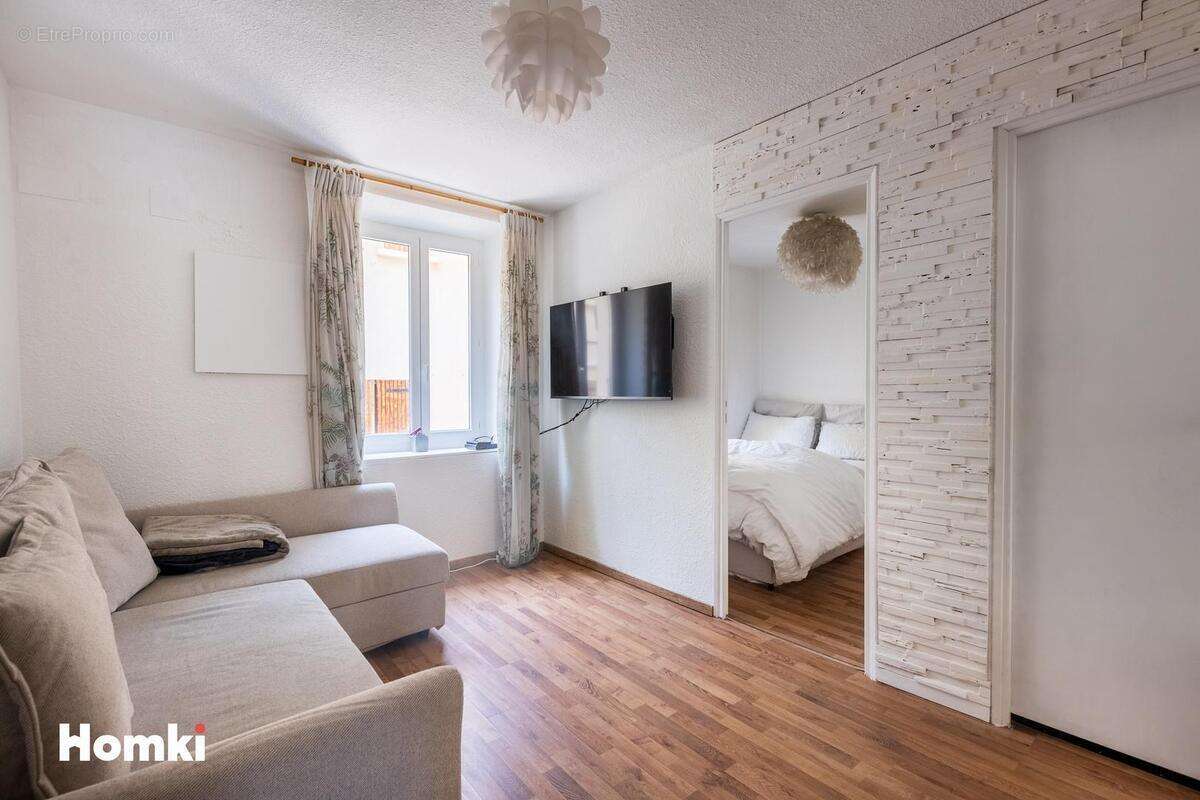Appartement à ROQUEVAIRE