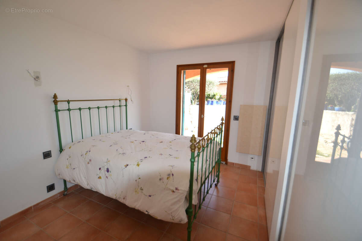 Maison à VALLAURIS