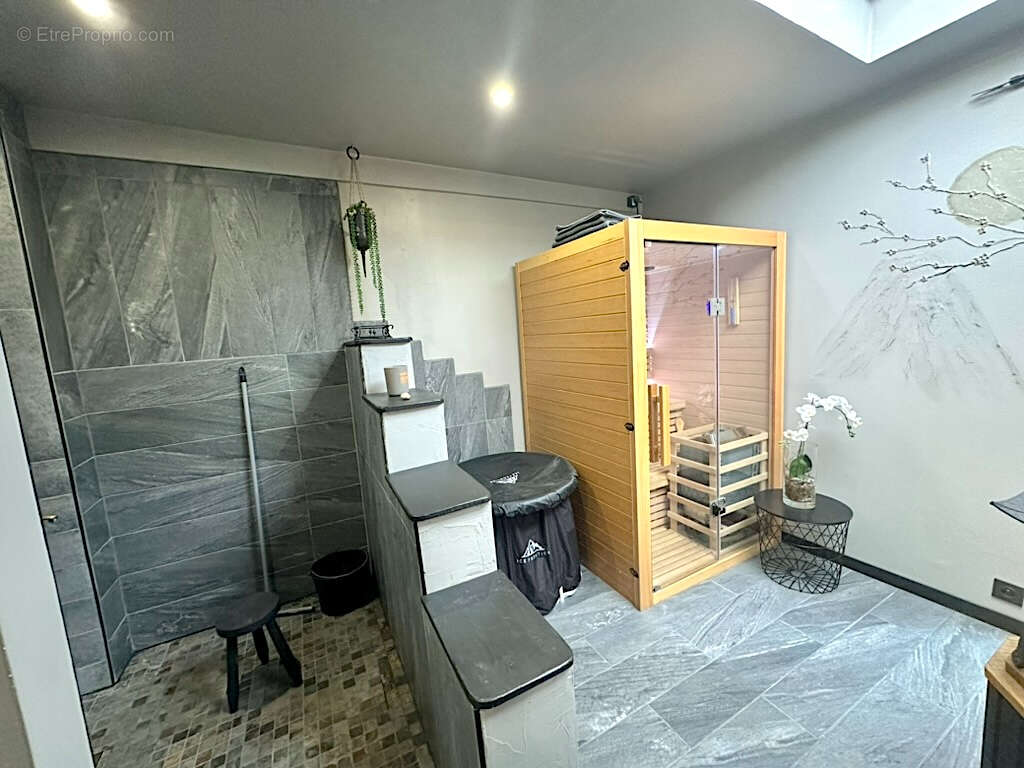 Maison à LUXEUIL-LES-BAINS