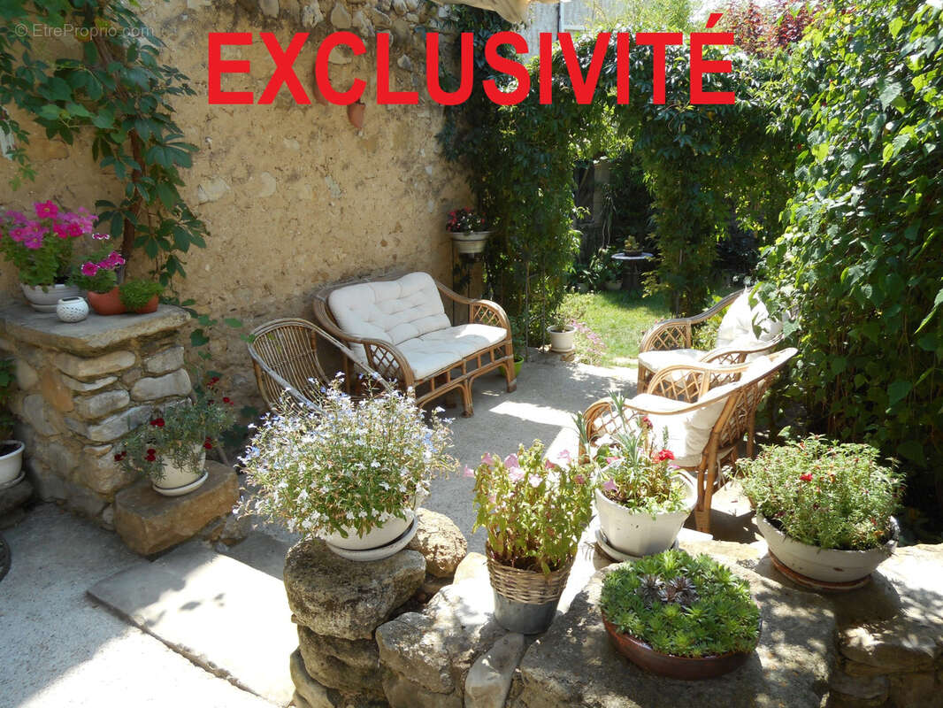 Maison à MIRABEL-AUX-BARONNIES