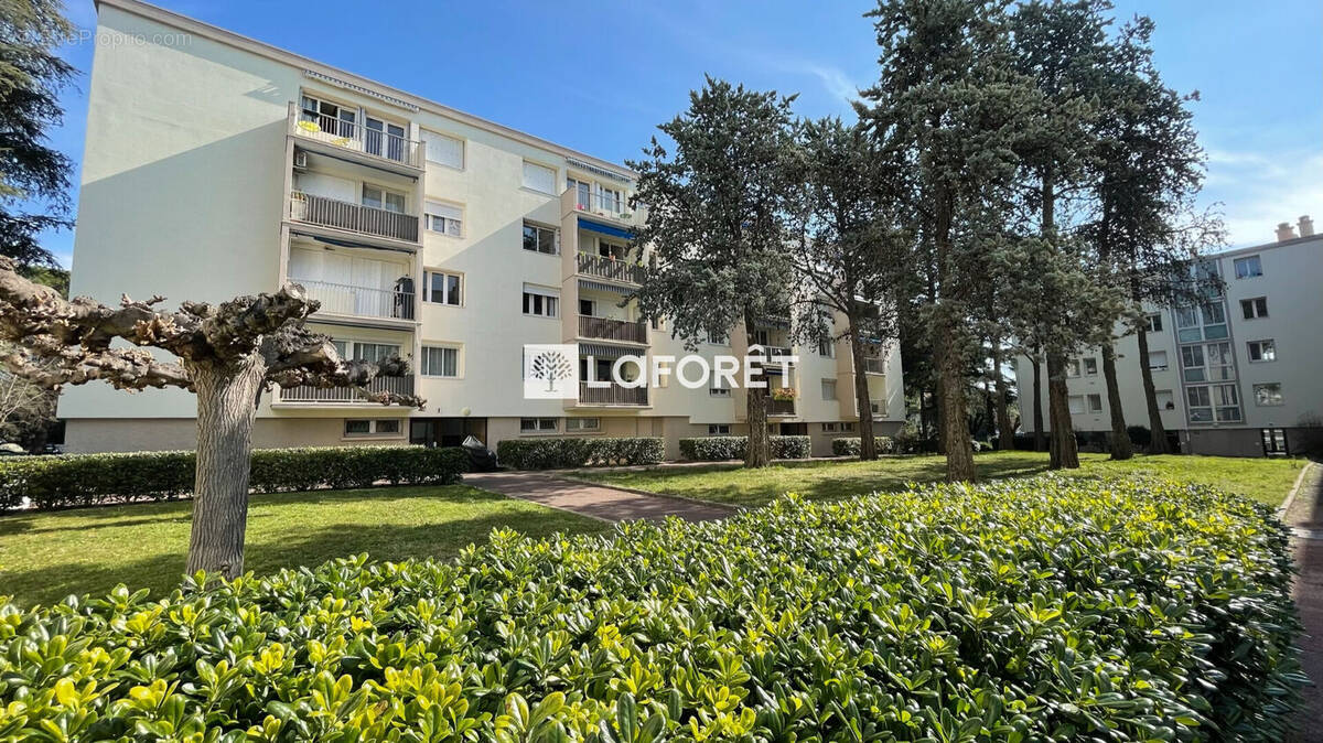 Appartement à CASTELNAU-LE-LEZ