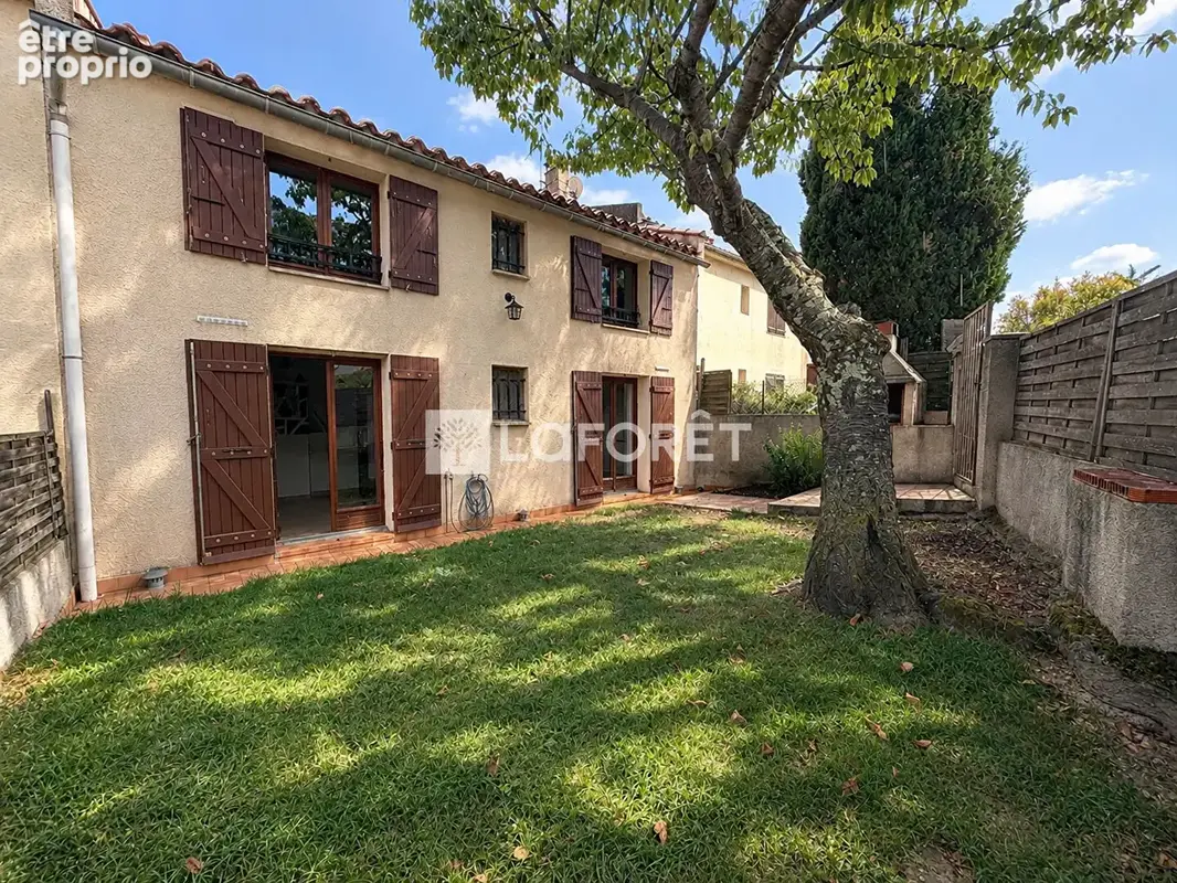 Photo Maison à Montbolo au prix de 193 000€