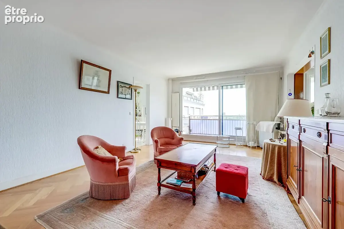 Appartement 5 pièces 119 m² · à Paris-14e · 119 m² · 850 000 €