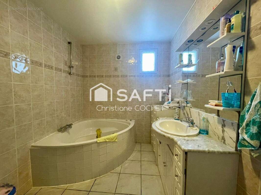 Photo 6 - Maison à LE MEE-SUR-SEINE