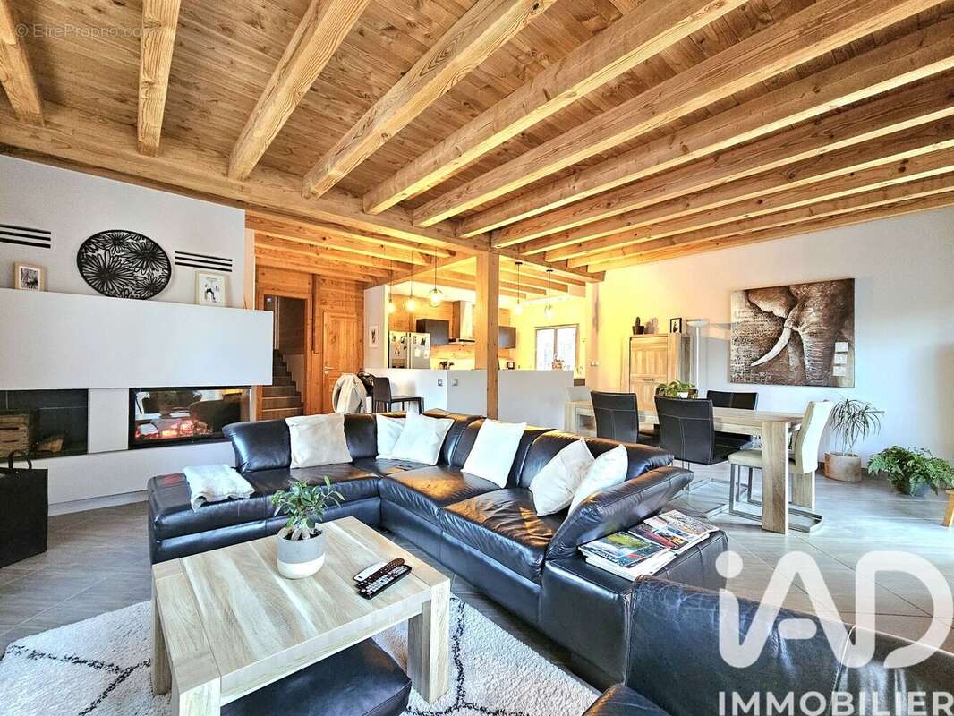 Photo 5 - Maison à LATHUILE