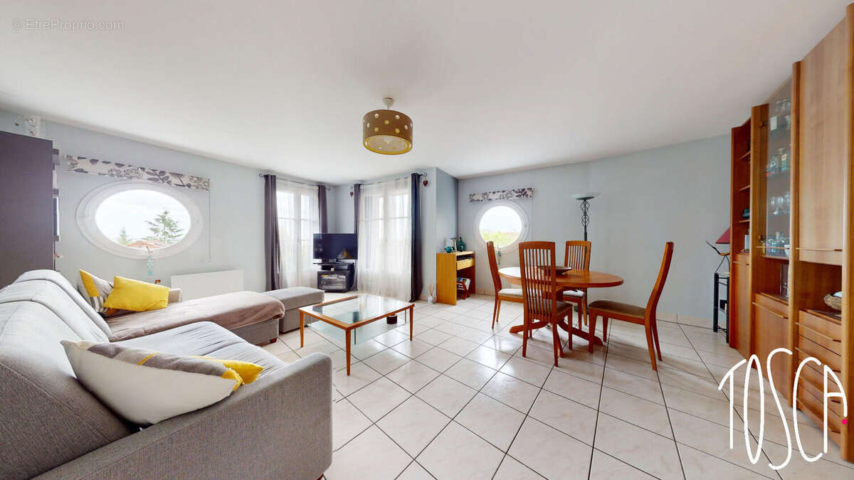 Appartement à THIAIS