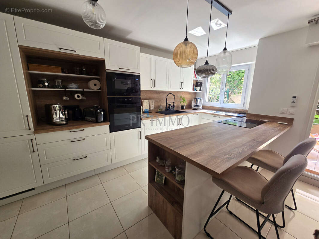 St raphael - t3 75m2 rdjardin + garage - photo 4