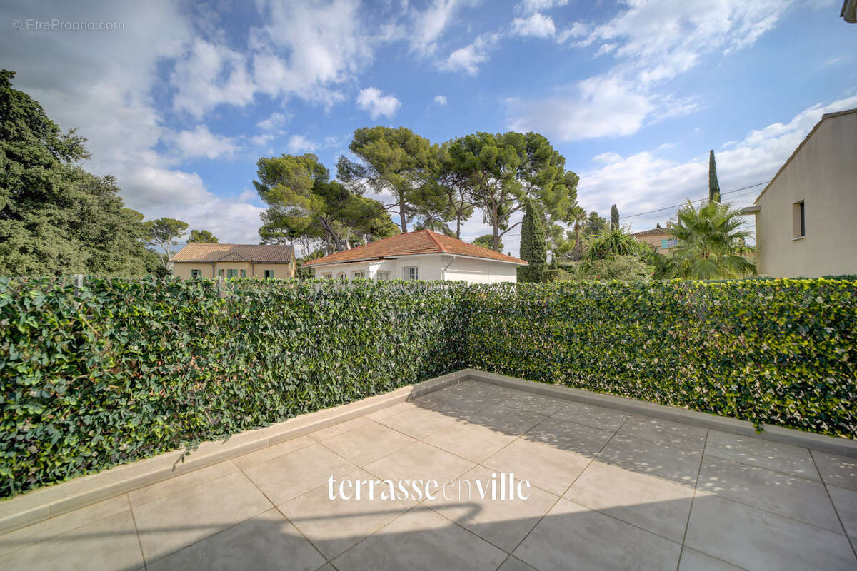 Appartement à SANARY-SUR-MER