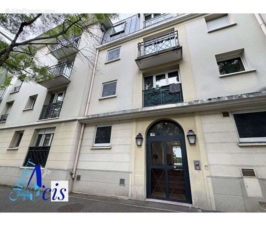 Photo 3 - Appartement à PUTEAUX
