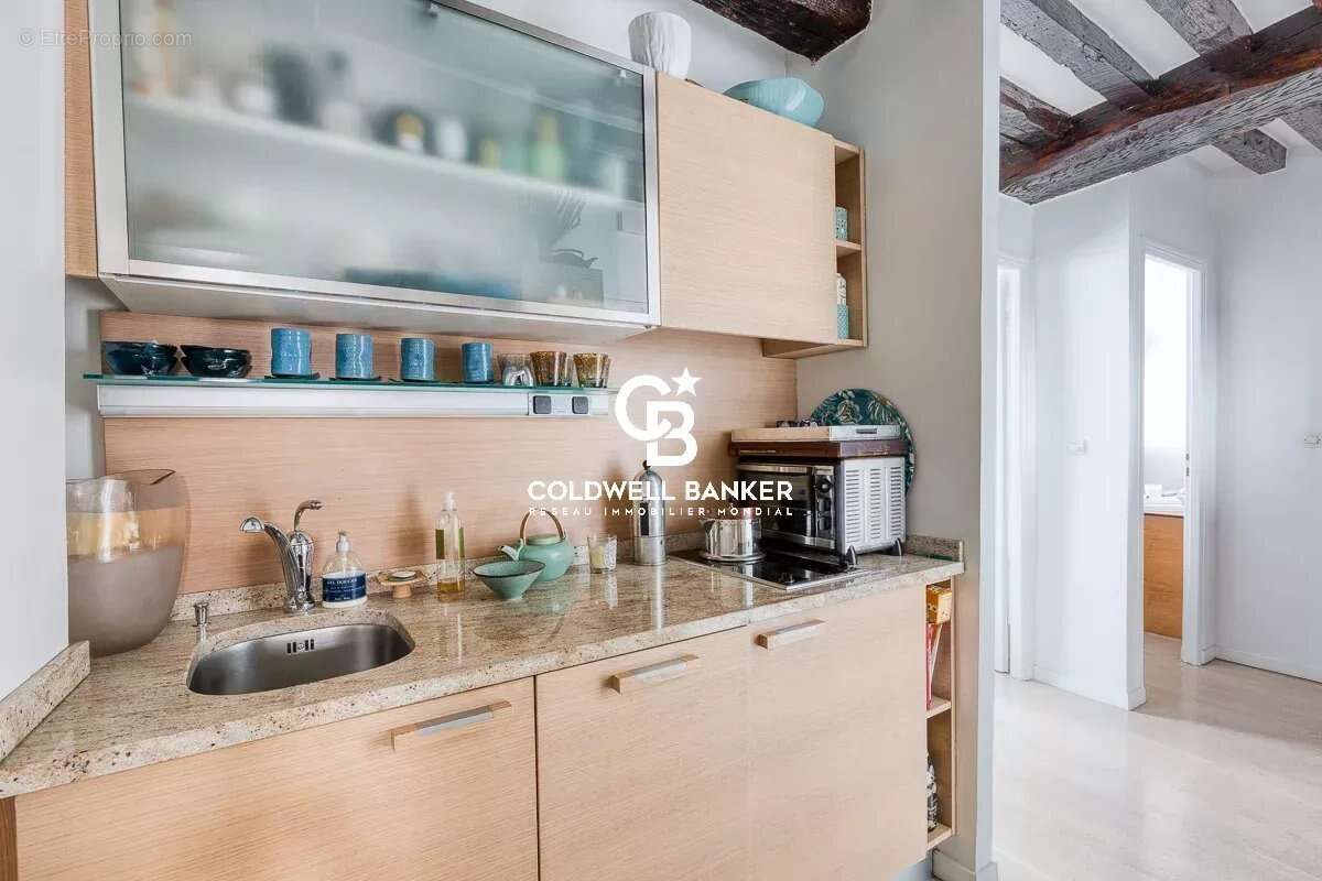 Appartement à PARIS-7E