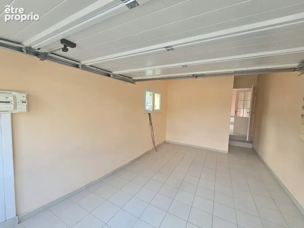 SOUAL, maison récente 114 m2 de plain pied - photo 9
