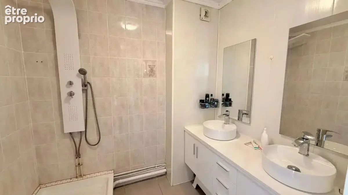 Appartement Vitrolles 4 pièce(s) 80 m2 - photo 6