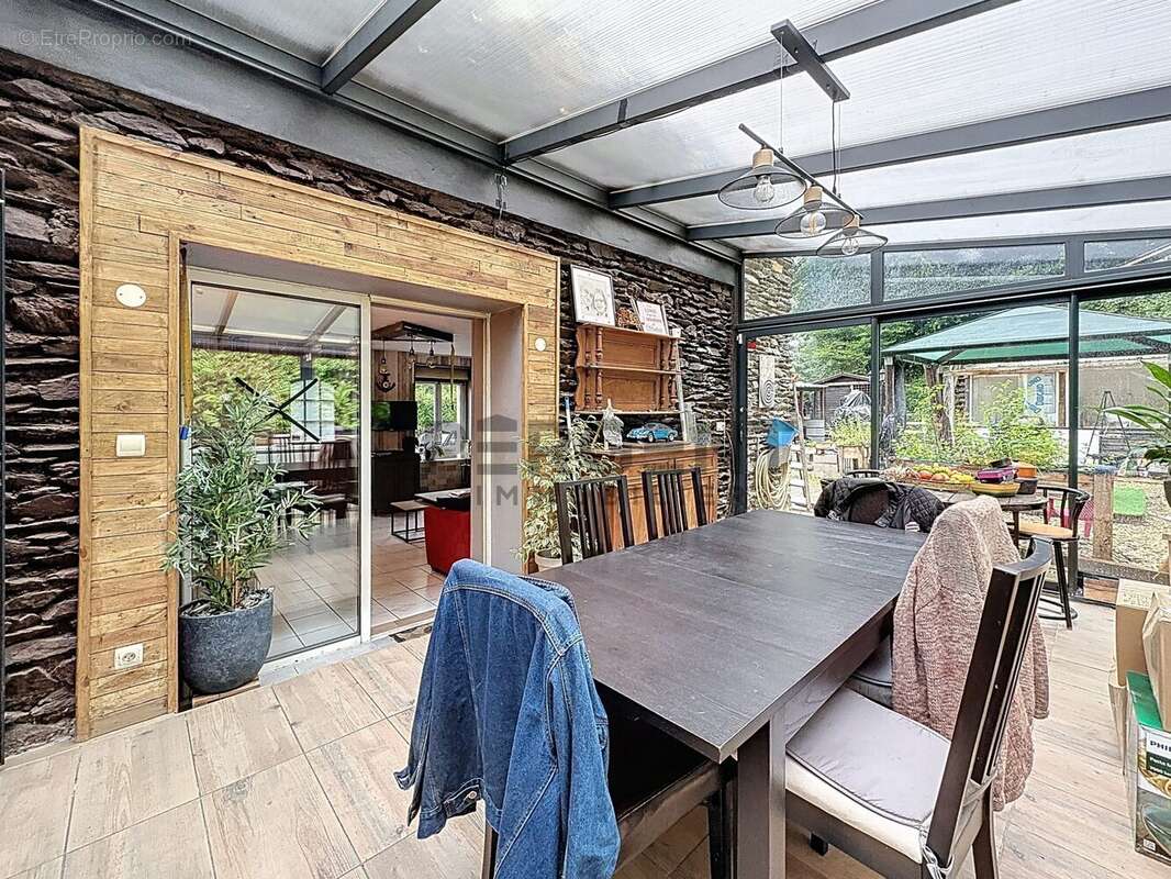 Maison à MONTCY-NOTRE-DAME