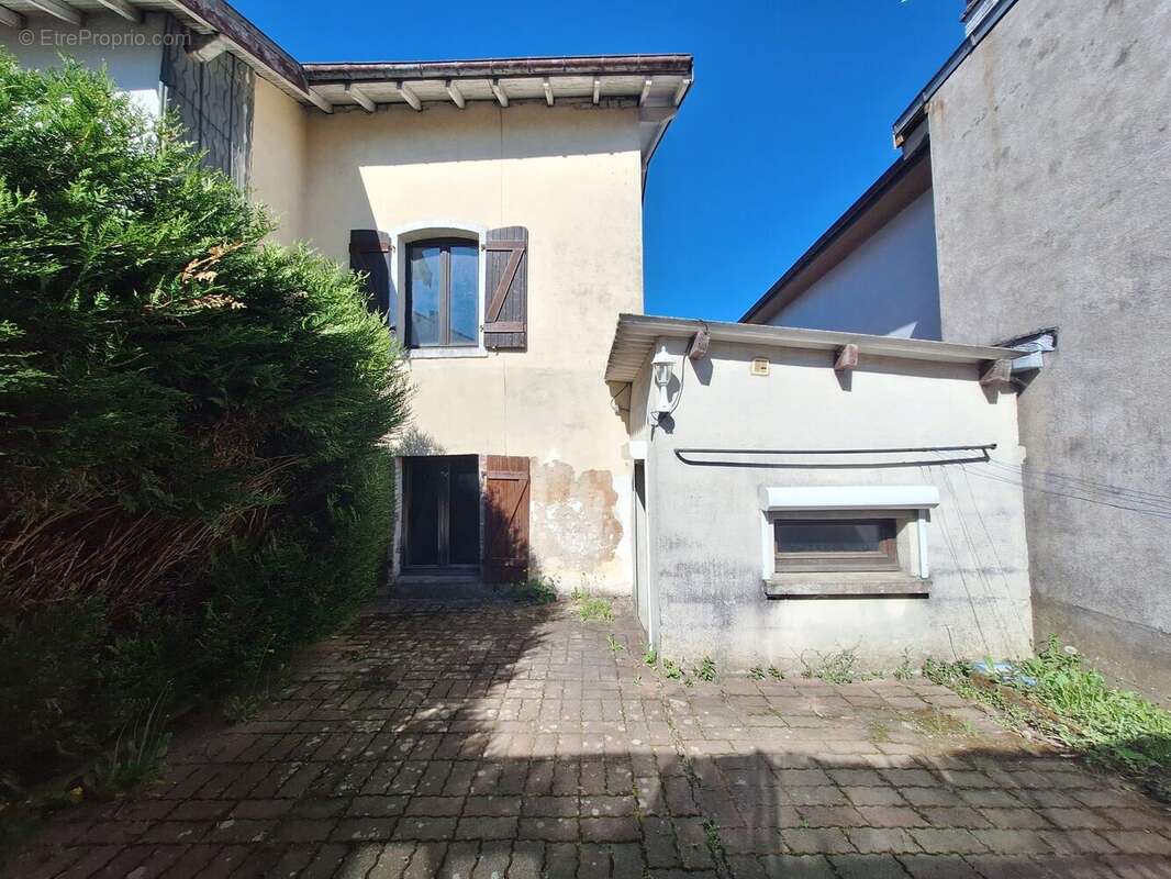 Appartement à GOLBEY