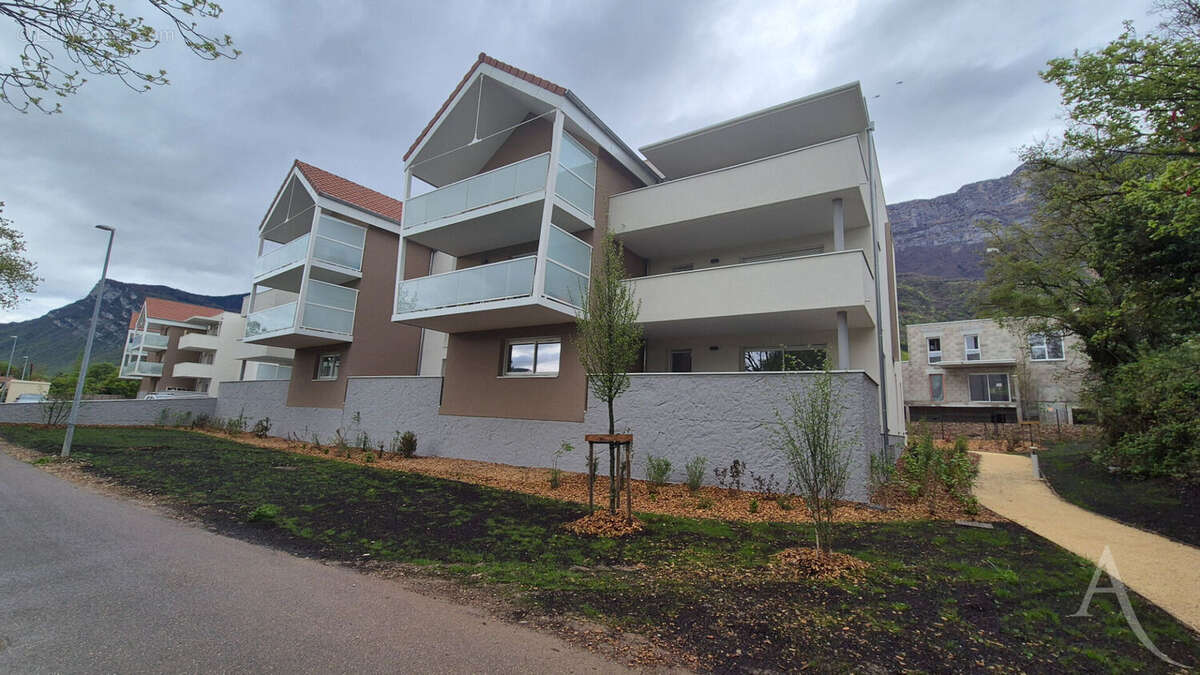 T3 de 2025 sur Claix Belle Terrasse de 16.50 M² - photo 8