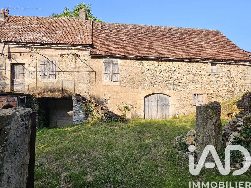 Photo 1 - Maison à RUEYRES