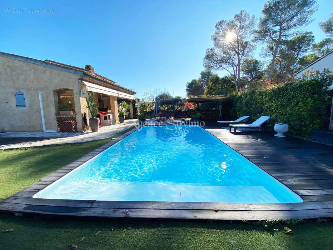 Maison à MOUGINS