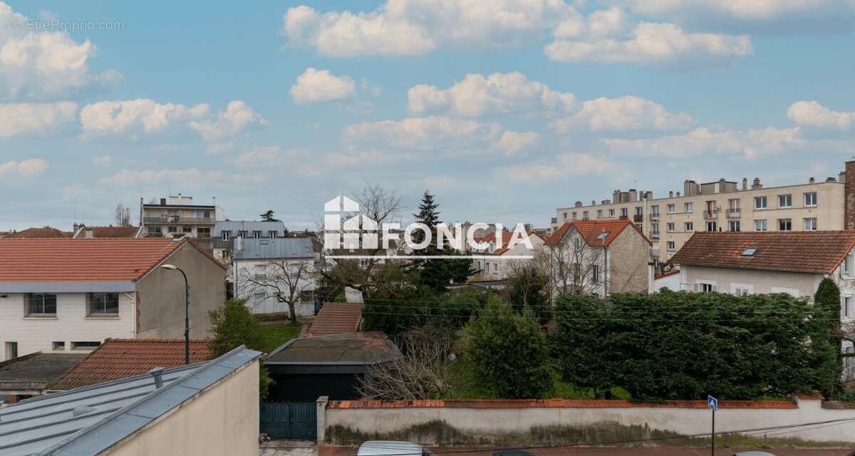 Appartement à SAINT-MAUR-DES-FOSSES