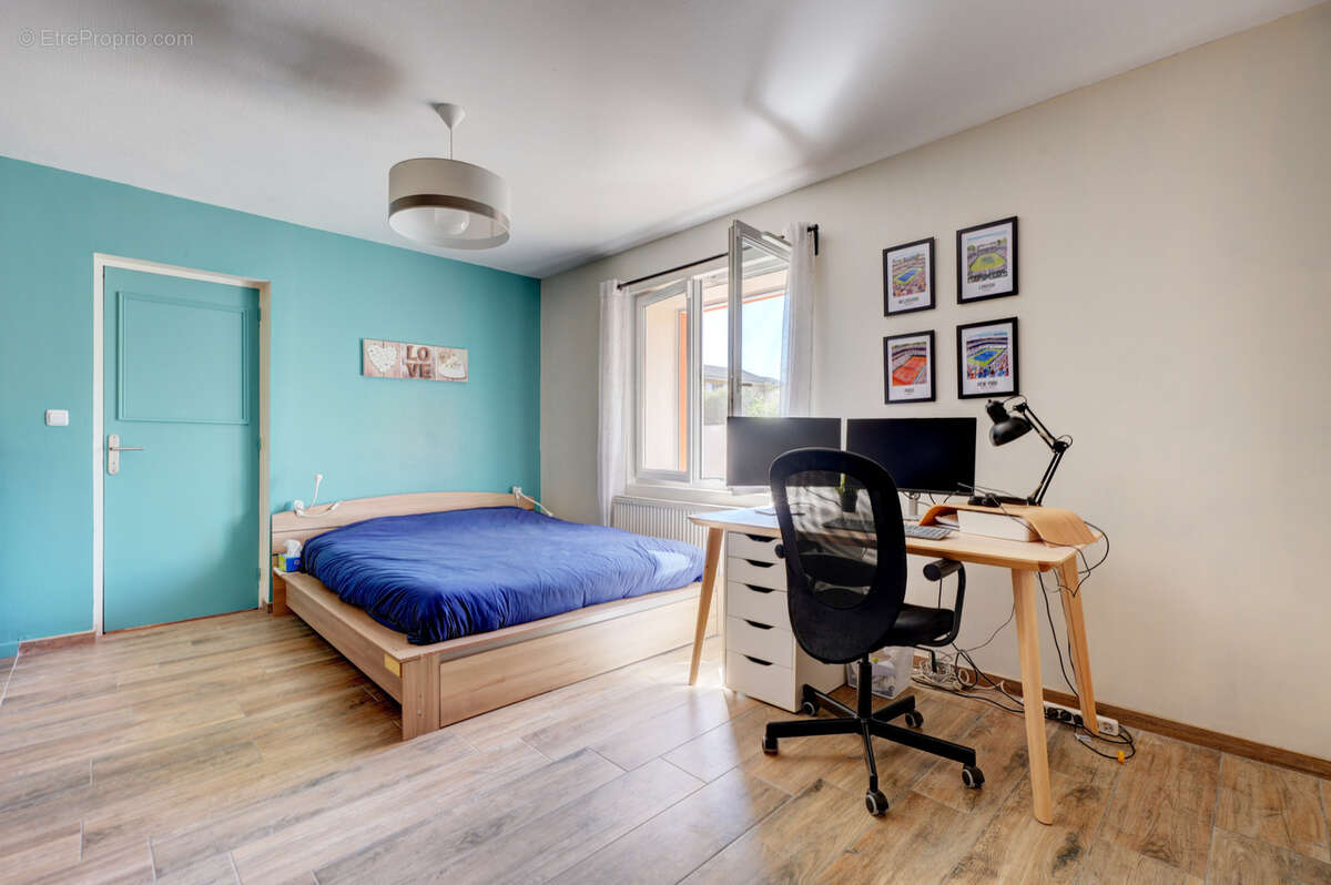 Maison à COUZON-AU-MONT-D'OR