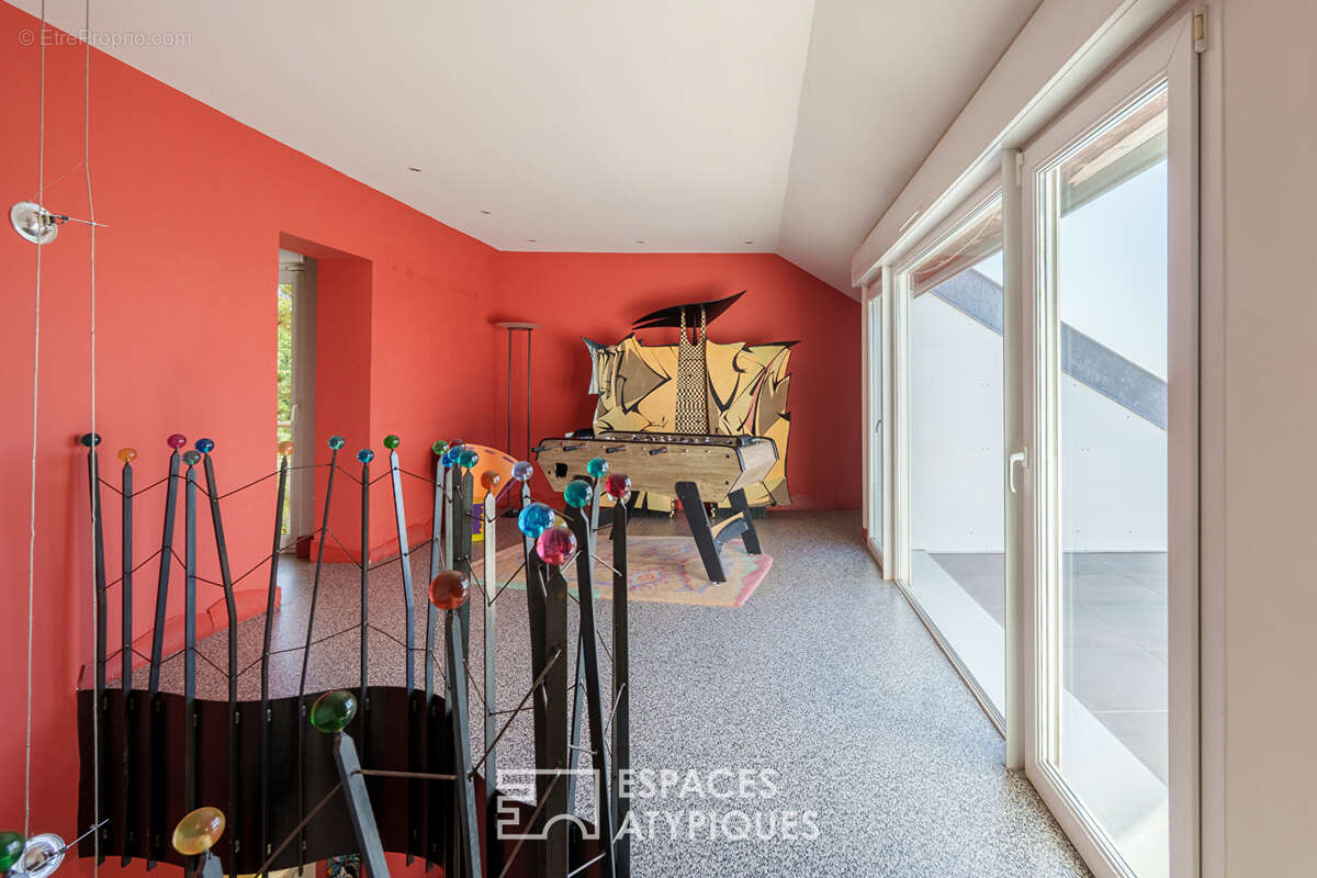 Maison au décor singulier et vue panoramique - photo 13
